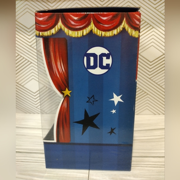 The World of Miss Mindy Vinyl Justice League Batman - Picture 2 of 4